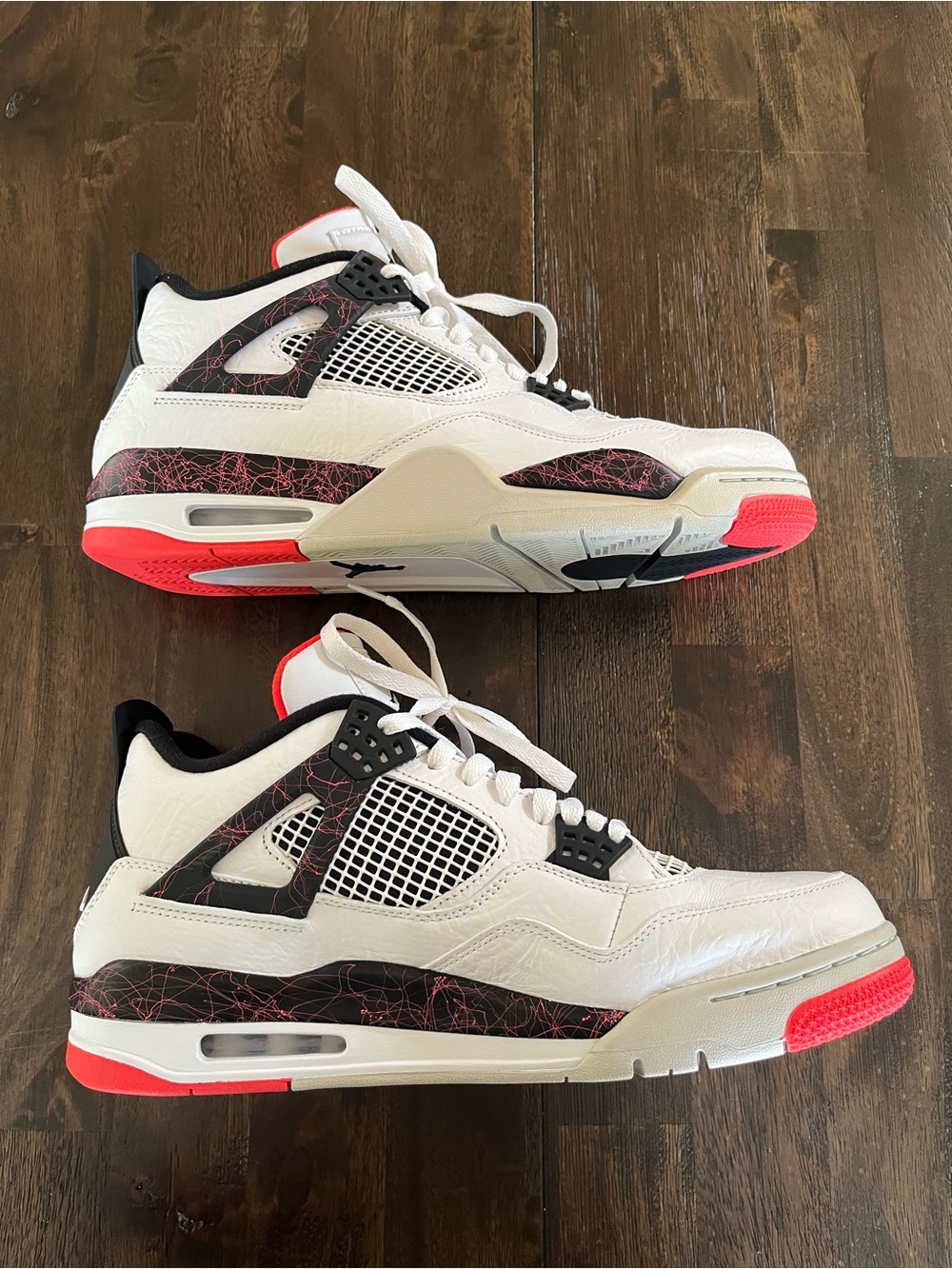 Jordan 4 Retro Flight Nostalgia - Picture 6 of 8